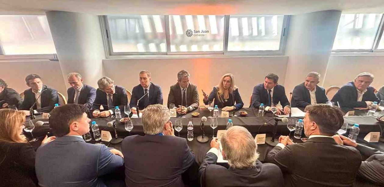 Con Karina y sin Adorni, el Gobierno lanzó la Mesa Federal Minera