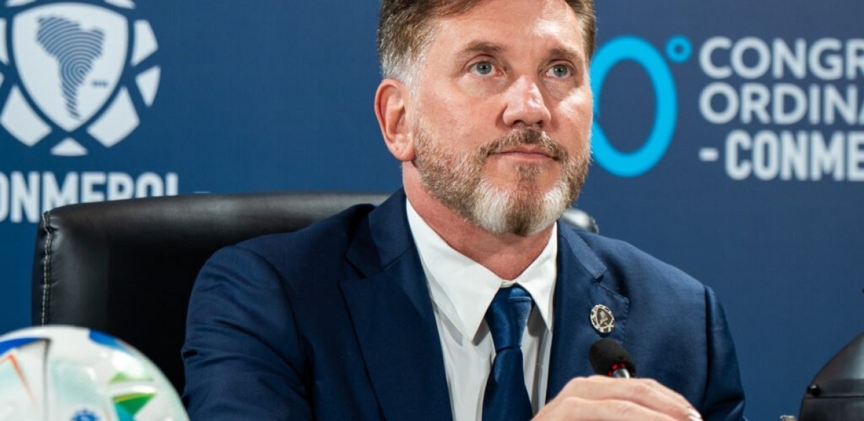 El presidente de Conmebol fue denunciado por quedarse con US$ 5.000.000 recuperados del FifaGate
