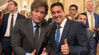 Política