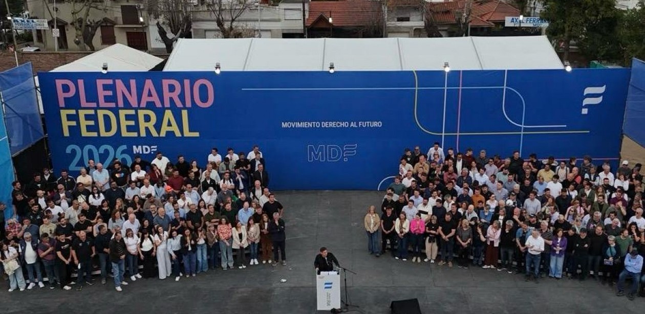 Kicillof: “Vengo a invitarlos a empezar una historia nueva, distinta y mejor”