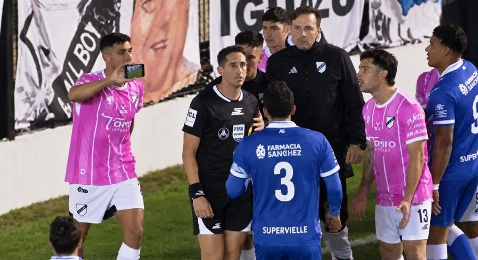 All Boys 0 Godoy Cruz 0: Lamolina anuló un penal mal cobrado '23 después